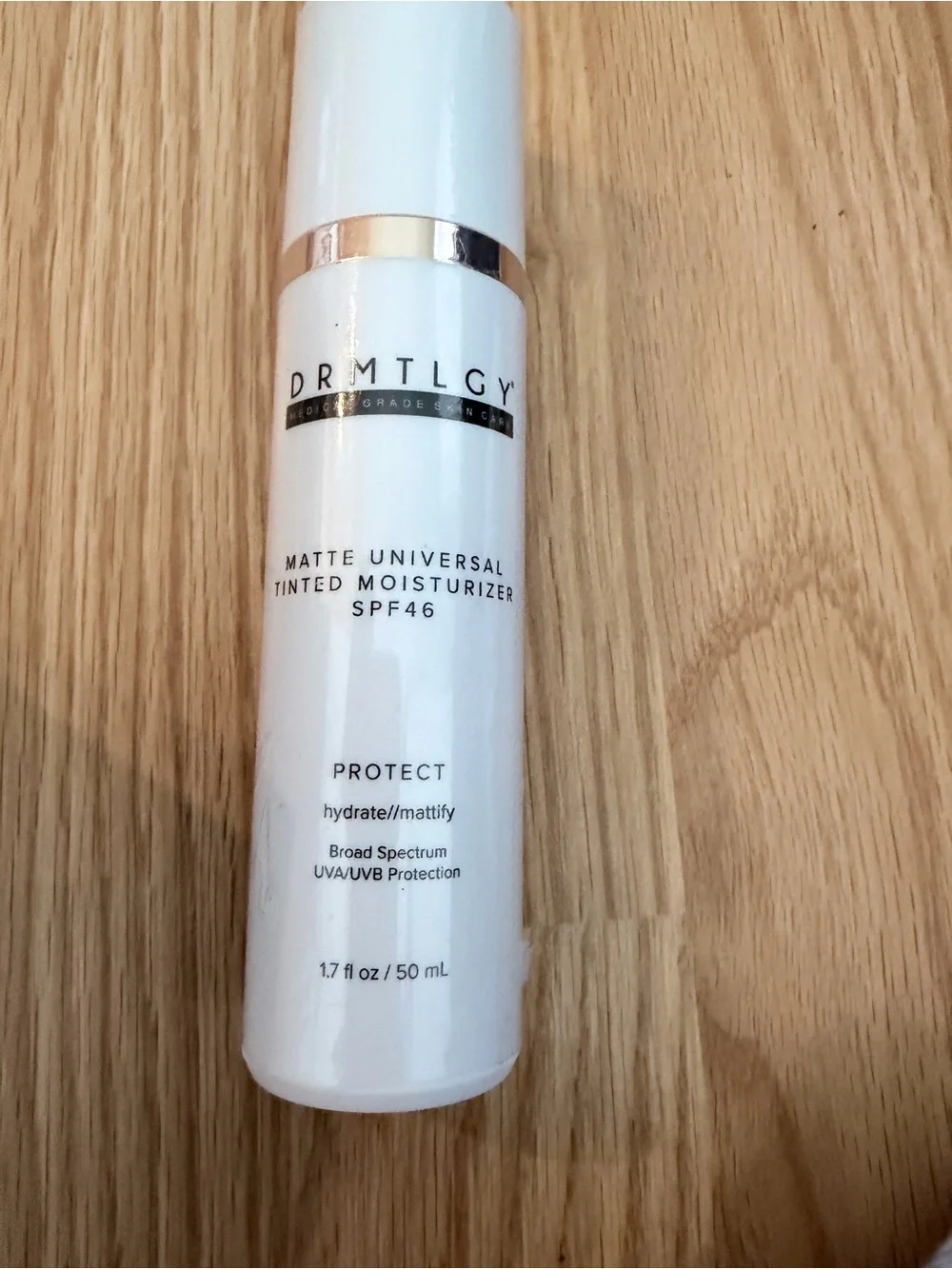 DRMTLCY Universal Tinted Moisturizer SPF 46 – Warm Beige